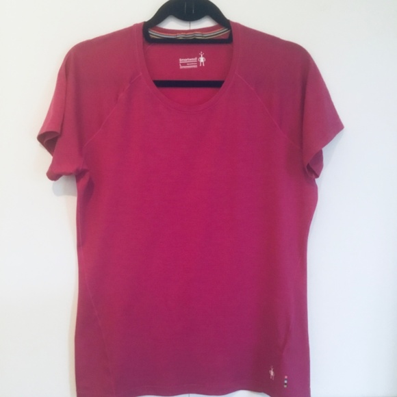 Woman’s Smartwool Short Sleeve T-shirt - Picture 5 of 11